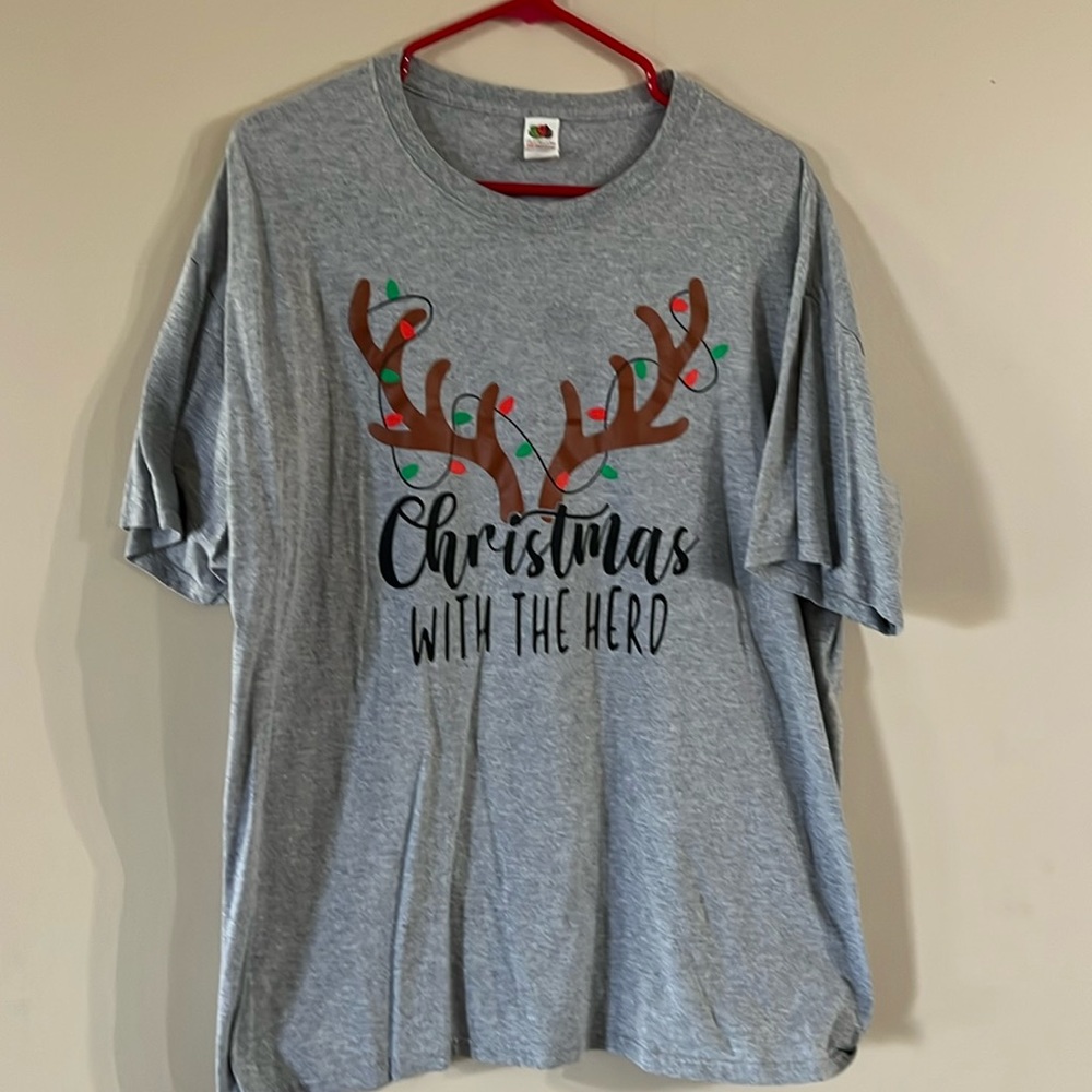 Women's "Christmas With The Herd" Short sleeve T-shirt Size XL